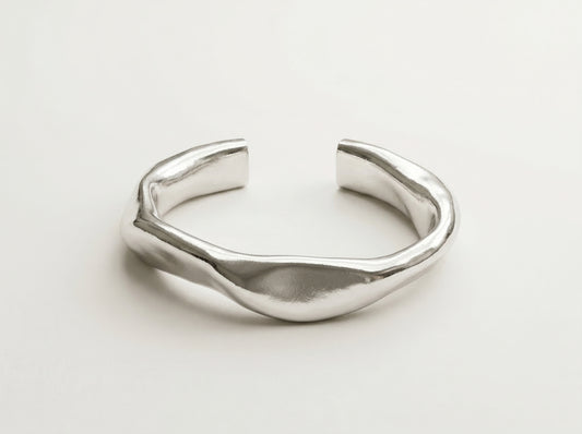 SELENA CUFF